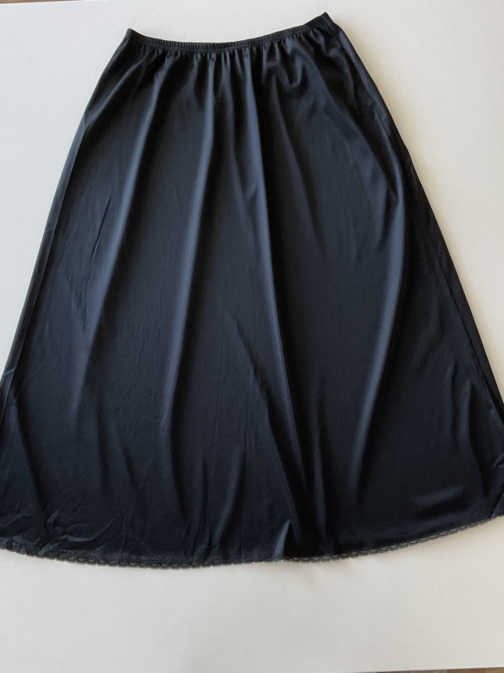 Black Half Slip for Women - Smooth Lining Chemise Slip XS - S (FLAW) - Picture 2 of 7